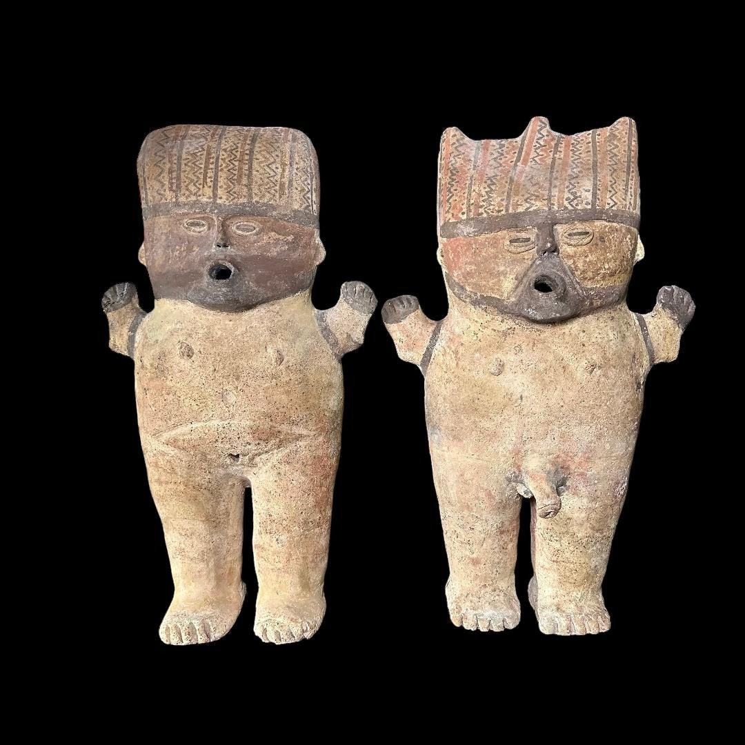 Pre-Columbian Chancay pottery pair of figures