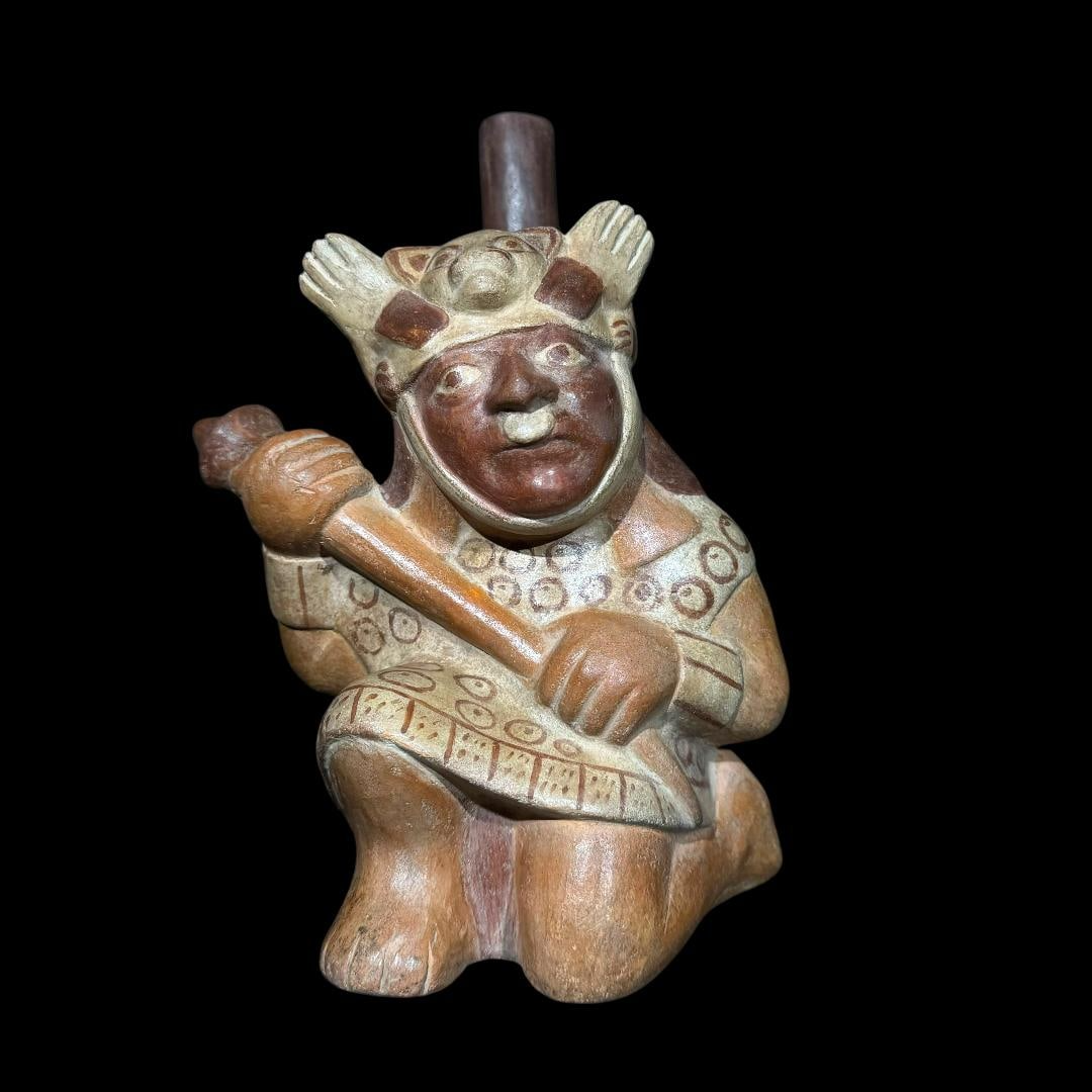 Pre-Columbian Moche warrior stirrup vessel