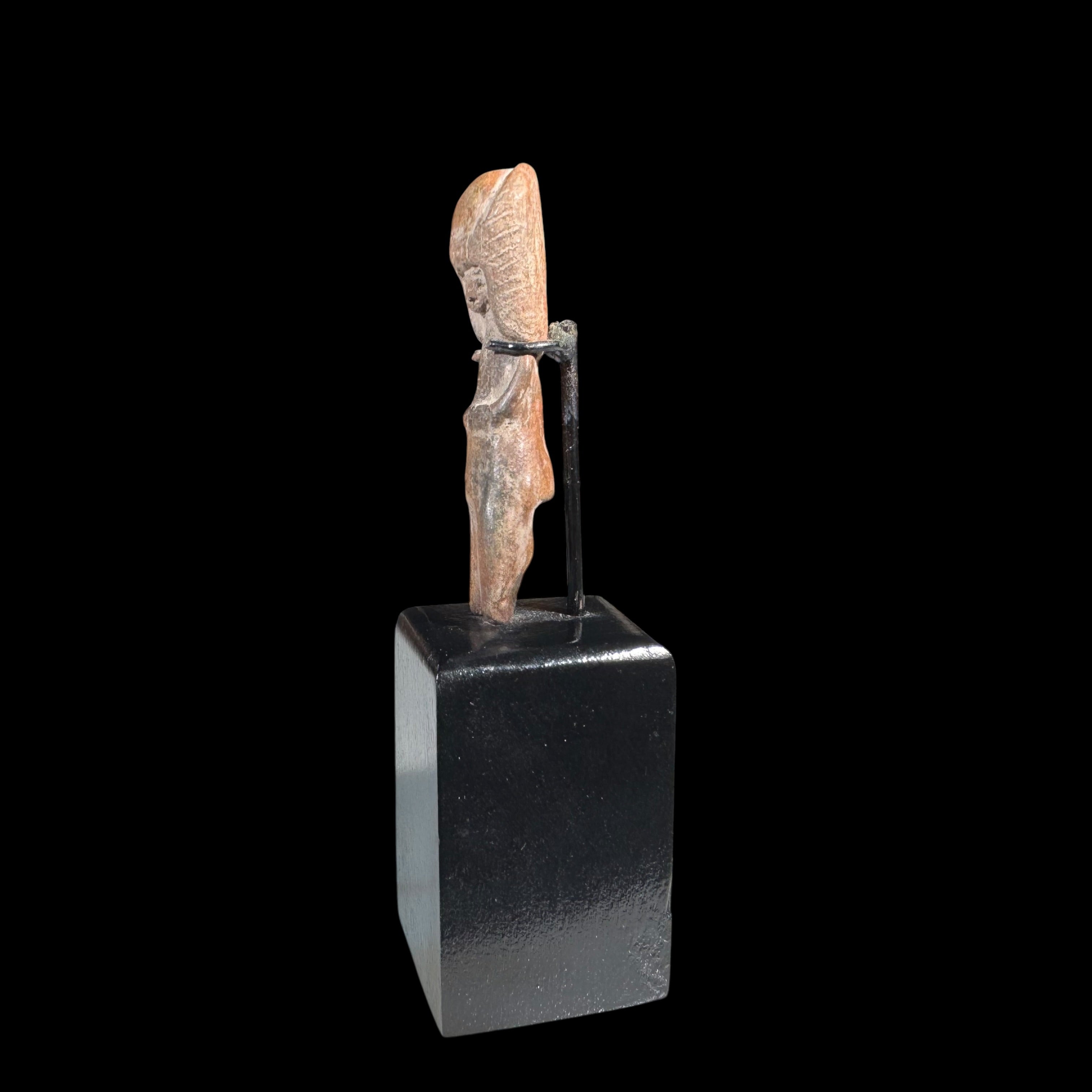 Pre-Columbian Valdivia Pottery “Venus” Female Figure