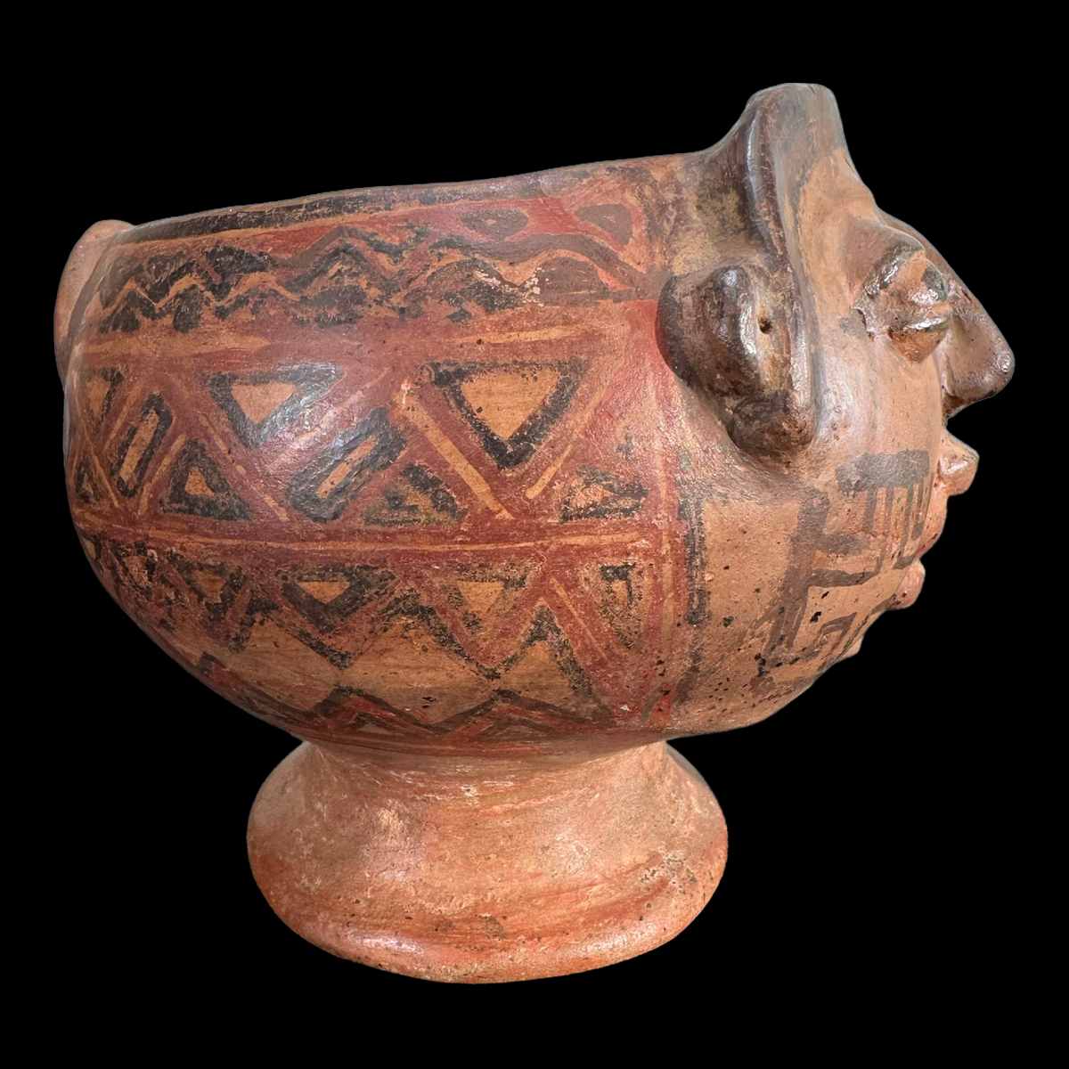 Pre-Columbian Costa Rican pottery vessel