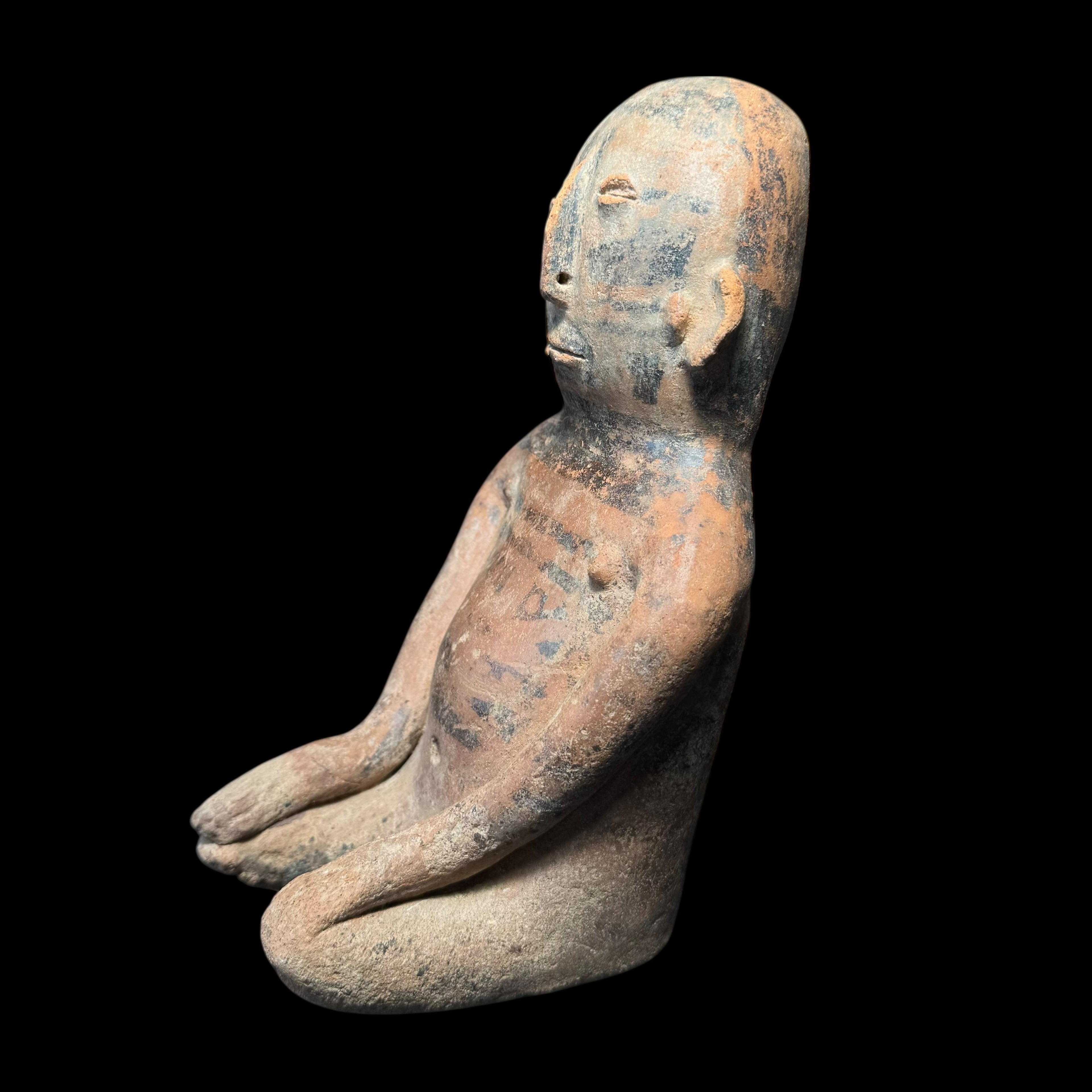 Pre-Columbian Quimbaya cauca seated figure