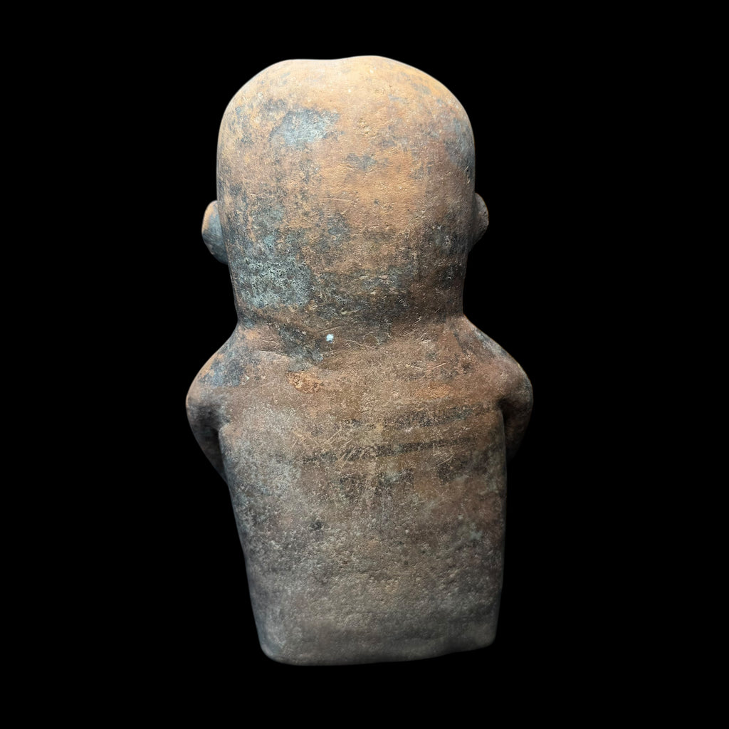 Pre-Columbian Quimbaya cauca seated figure