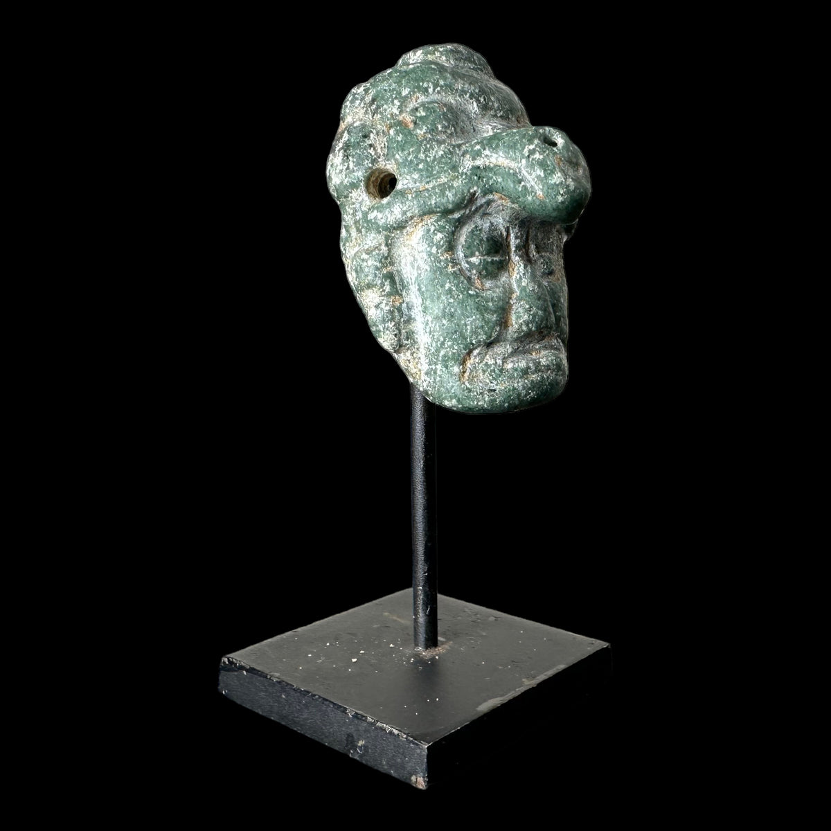 Pre-Columbian Maya green stone pendant