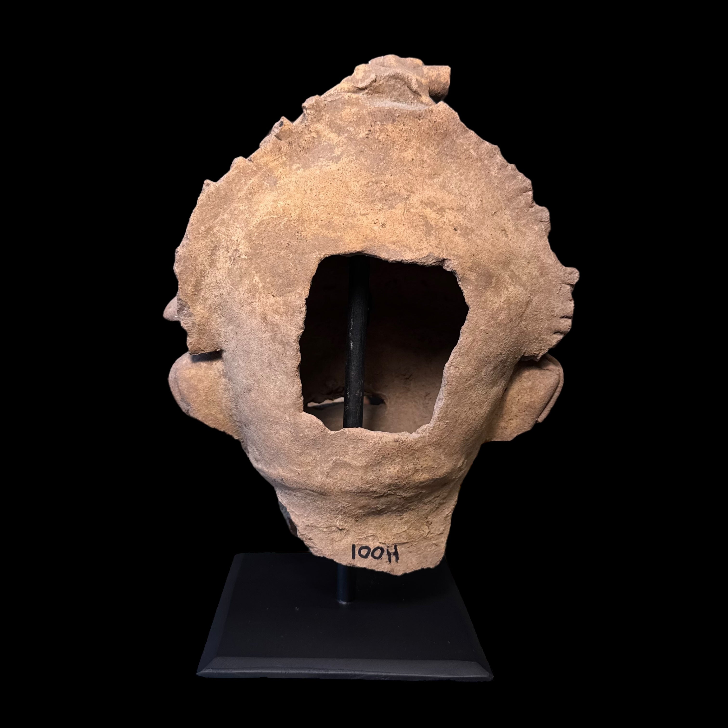 Large Pre-Columbian Veracruz pottery head