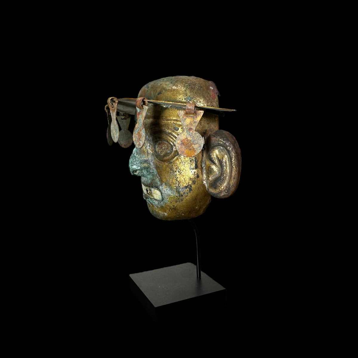 Pre-Columbian Moche gold gilded mask