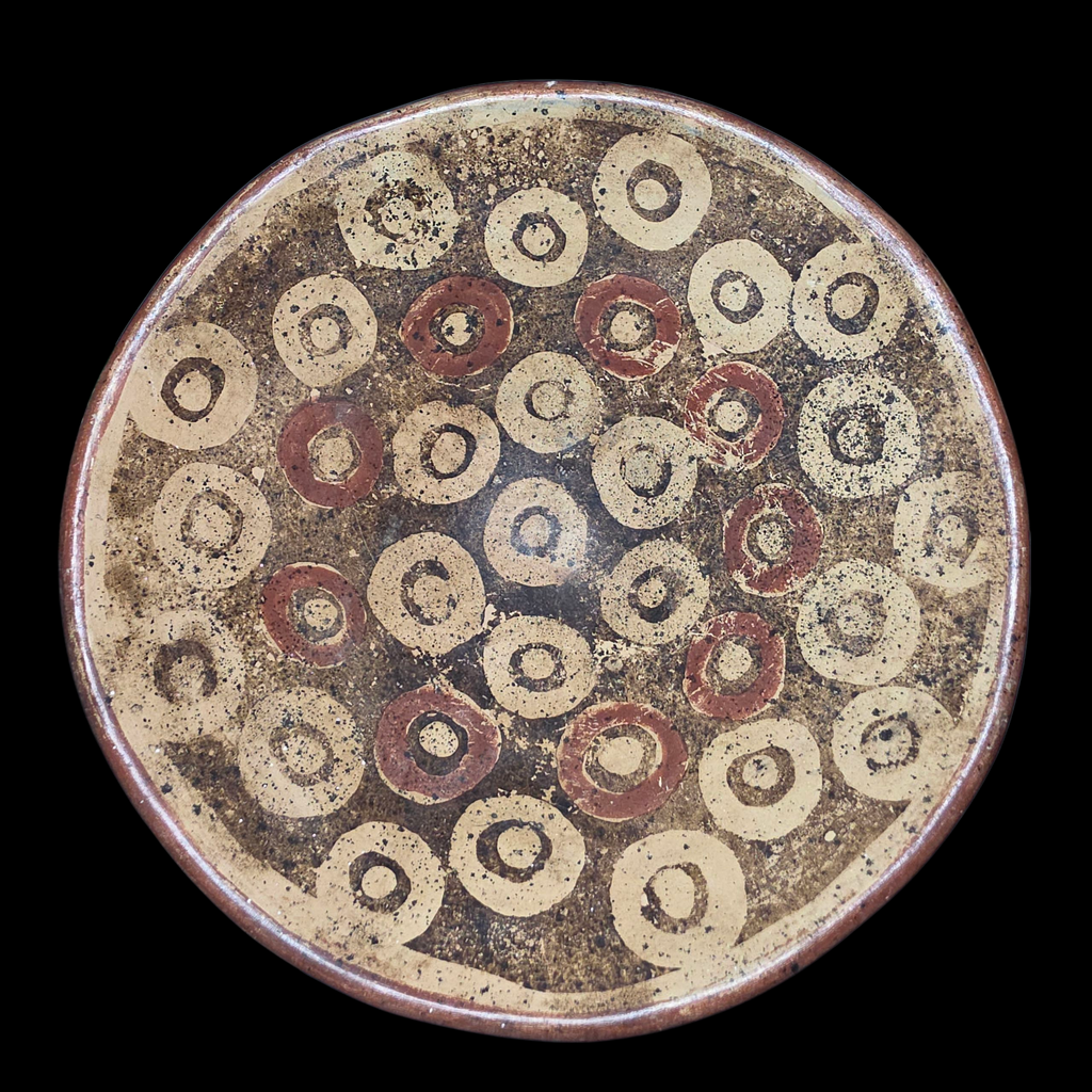 Pre-Columbian Nariño Ceramic Bowl – Concentric Circle Pattern