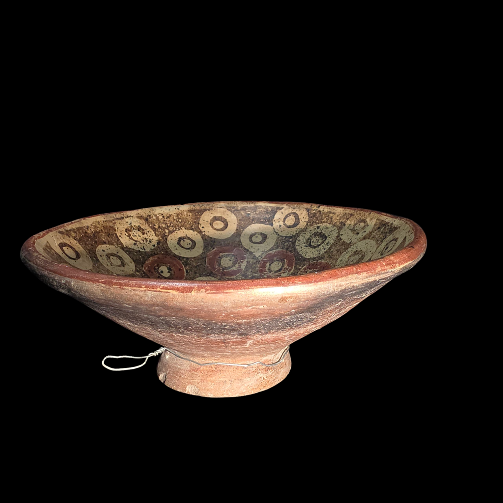 Pre-Columbian Nariño Ceramic Bowl – Concentric Circle Pattern