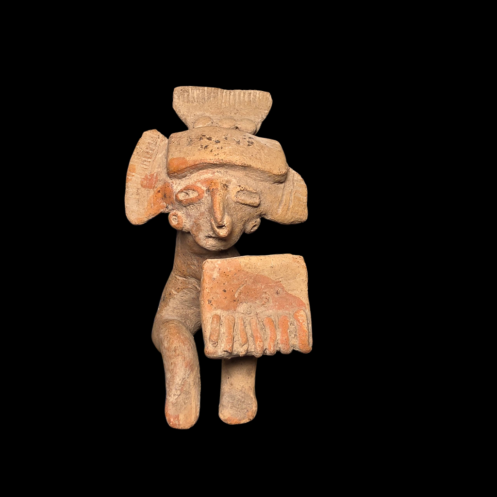 Pre-Columbian Chinesco Seated Warrior Figure