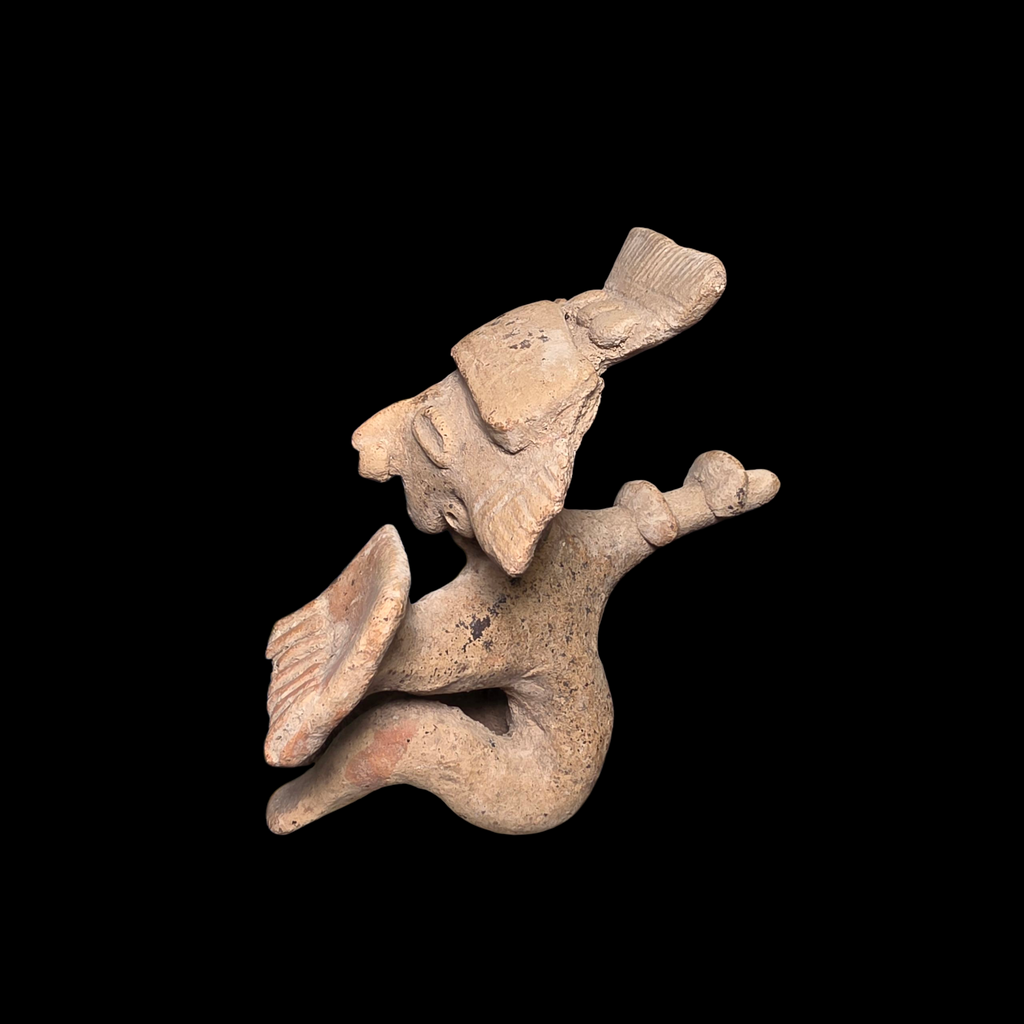 Pre-Columbian Chinesco Seated Warrior Figure