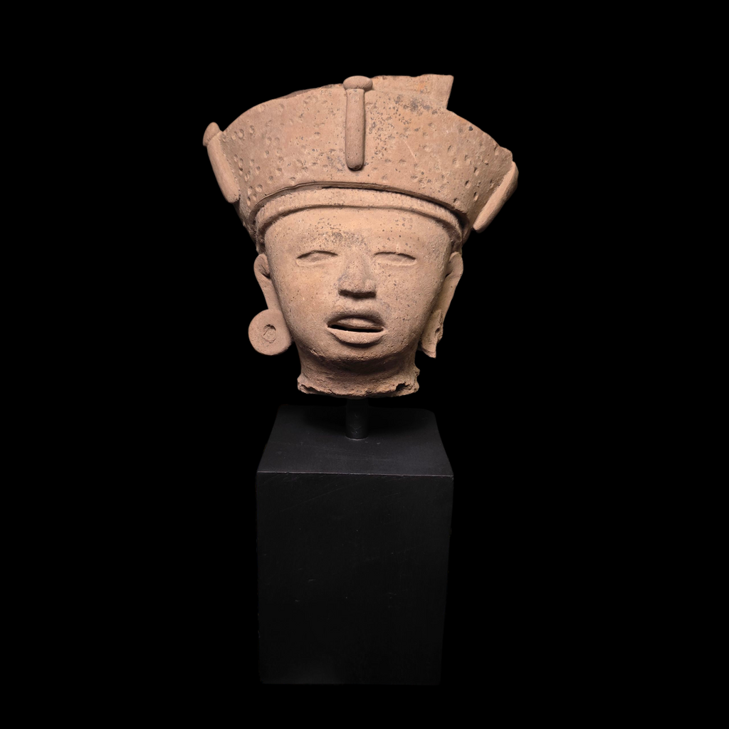 Pre-Columbian Veracruz potter head fragment