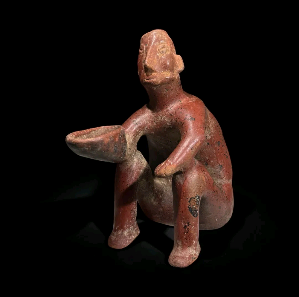 Pre-Columbian Colima Pottery Drinker Figure