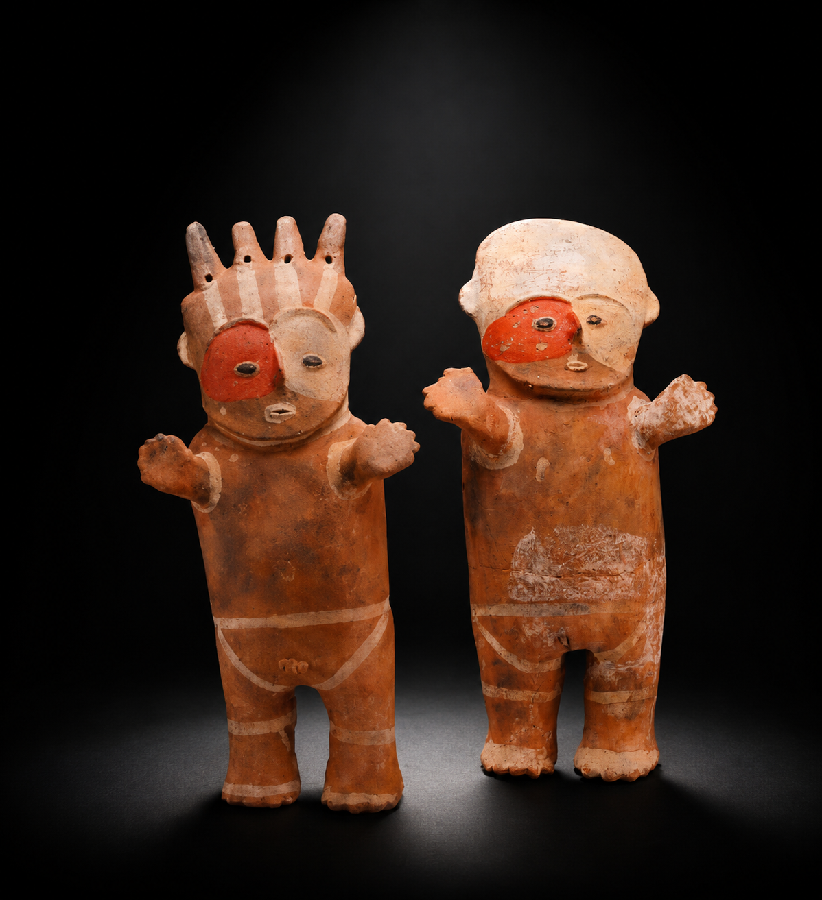Pre-Columbian Chancay-Huacho Pair of Standing Figures