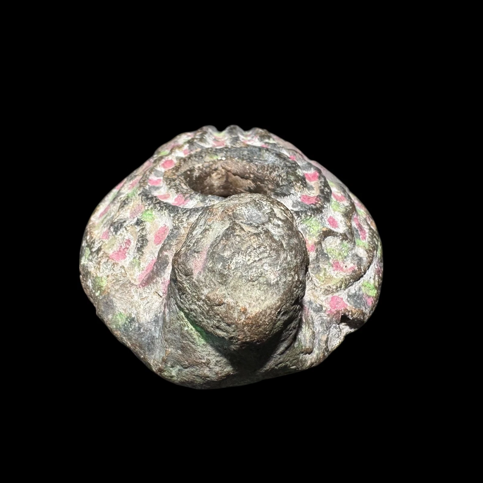 Ancient Byzantine Painted Oil Lamp — Samaria Origin, Original Pigment