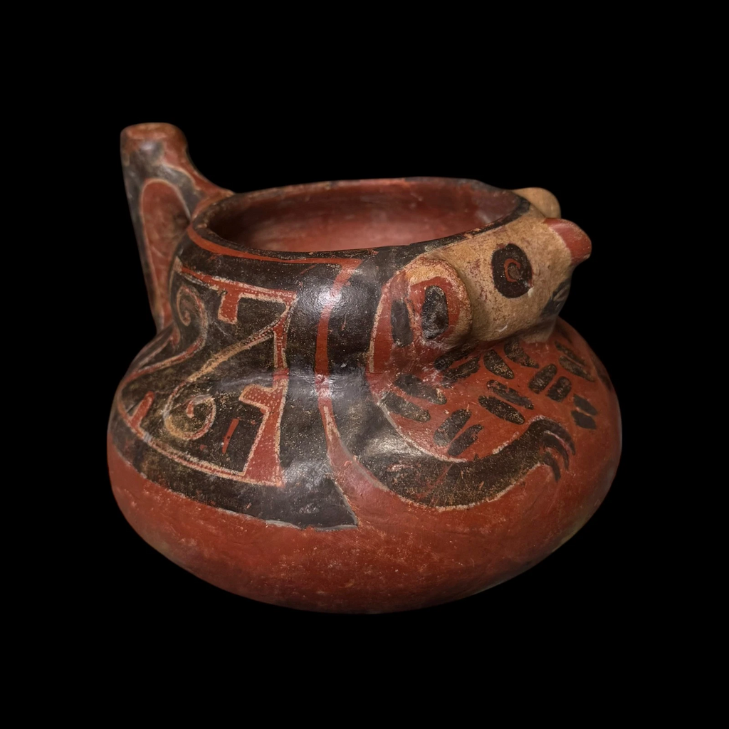 Pre-Columbian Cocle Zahina polychrome animal effigy vessel