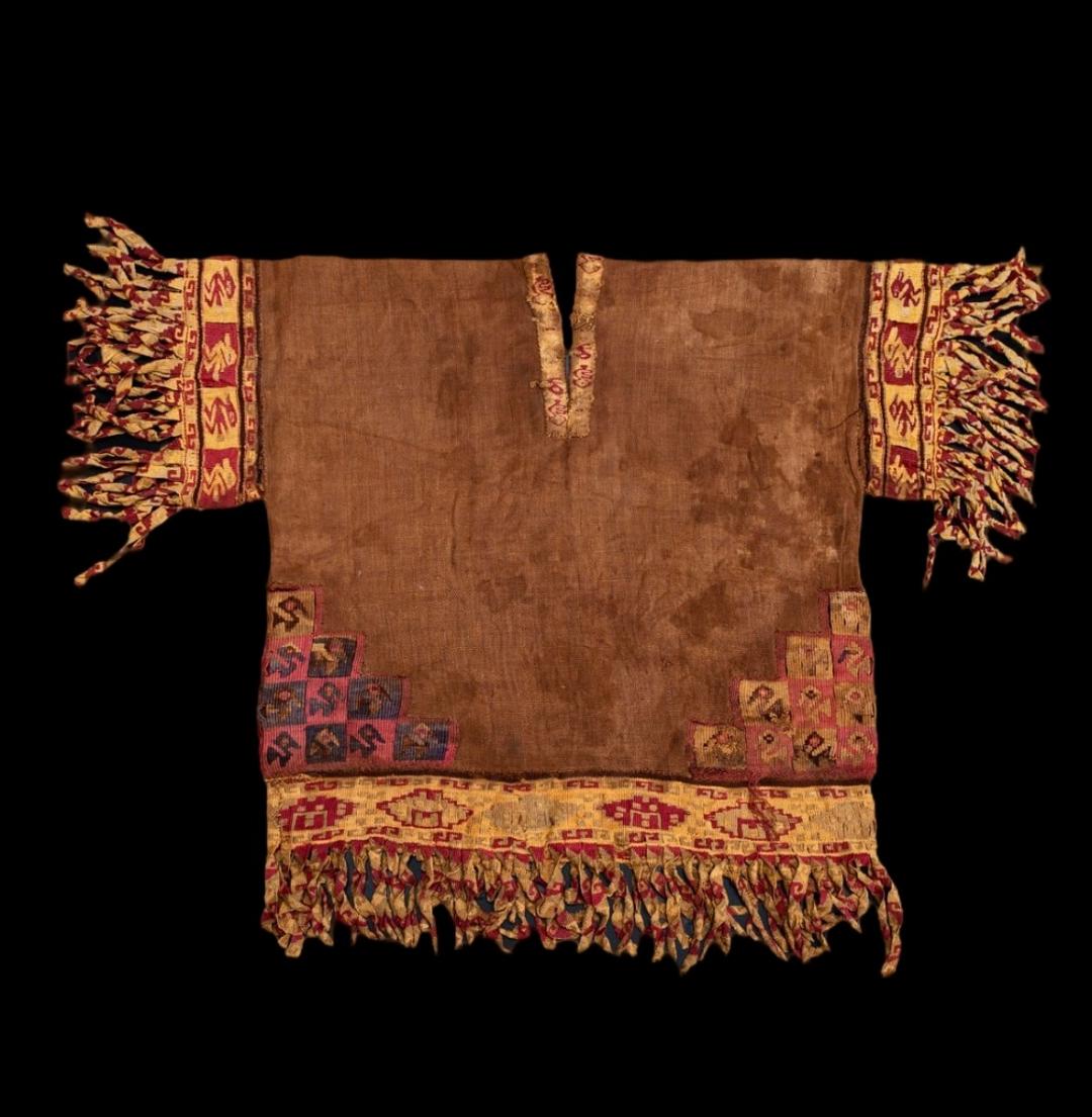 Published Pre-Columbian Chimu textile tunic