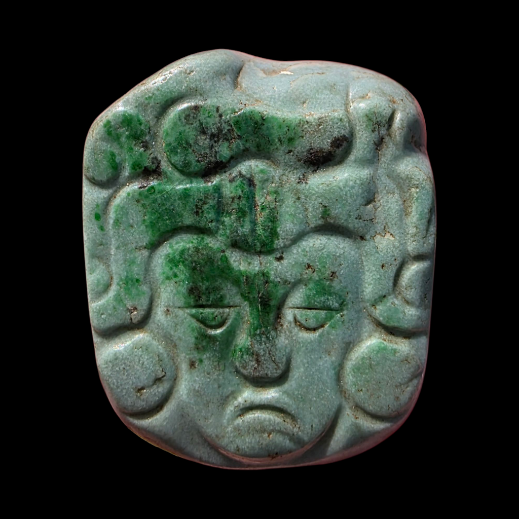 Pre-Columbian Maya jade pendant