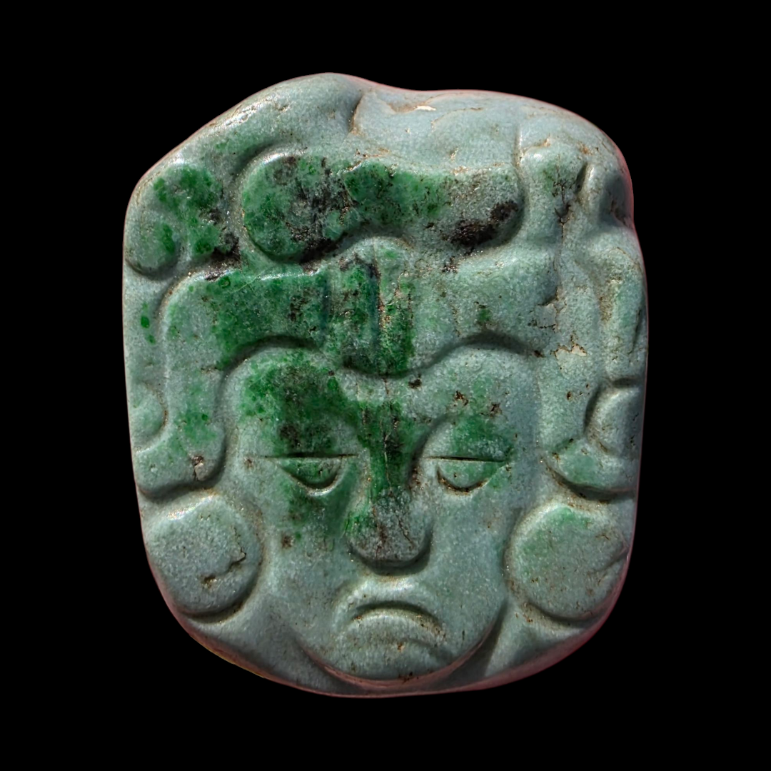 Pre-Columbian Maya jade pendant