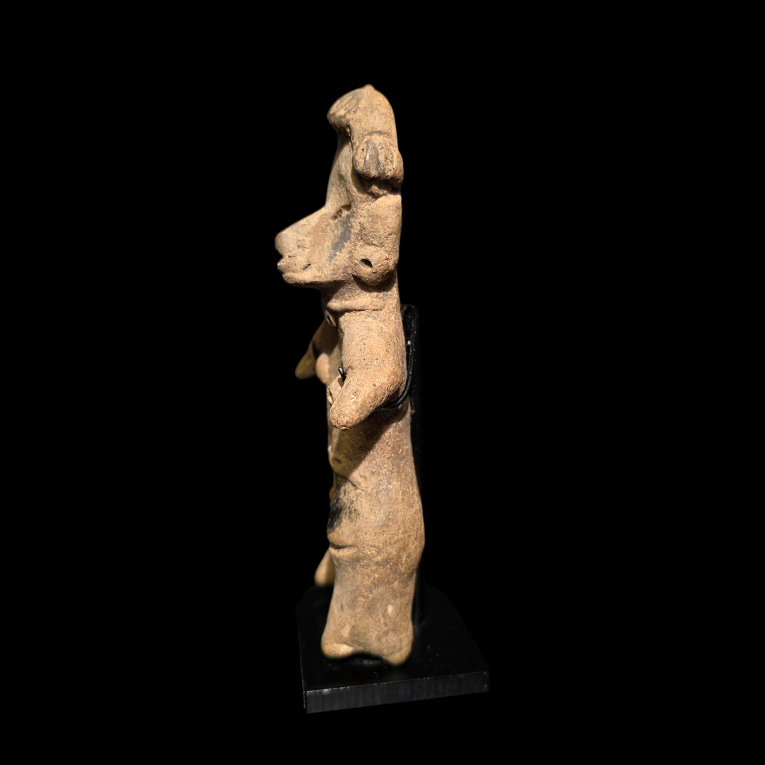 Pre-Columbian Veracruz Pottery Female Figure