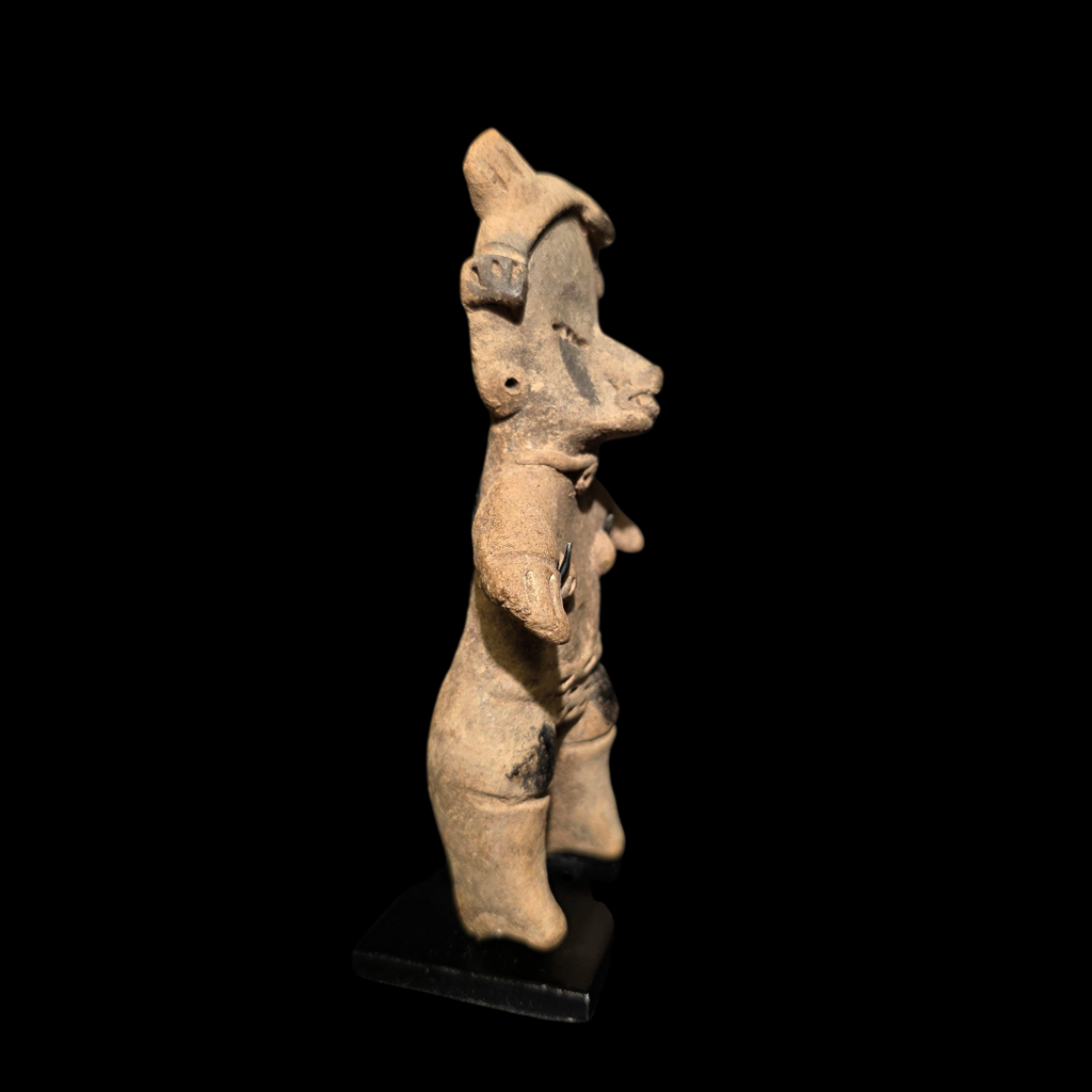 Pre-Columbian Veracruz Pottery Female Figure