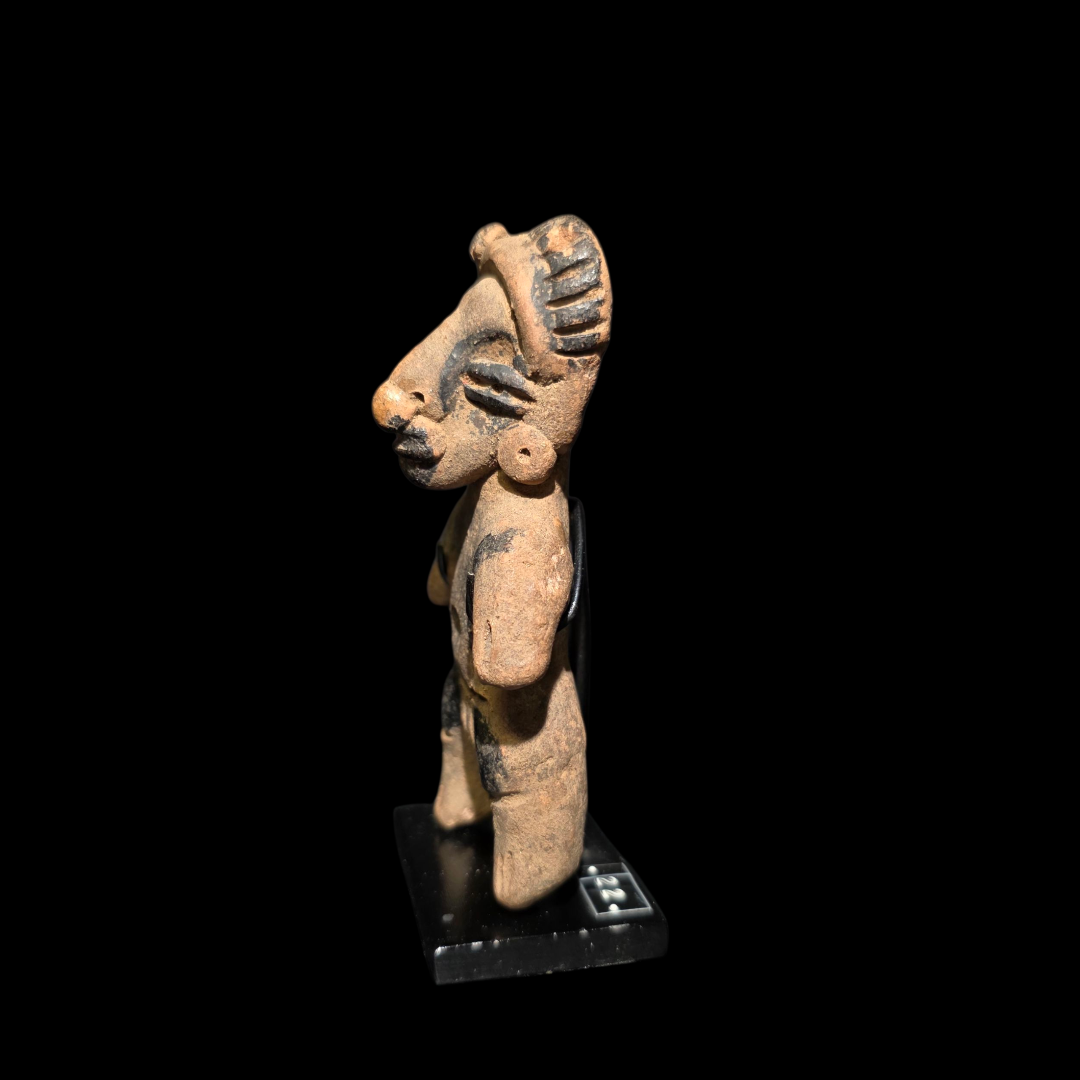 Pre-Columbian Veracruz Pottery Figure
