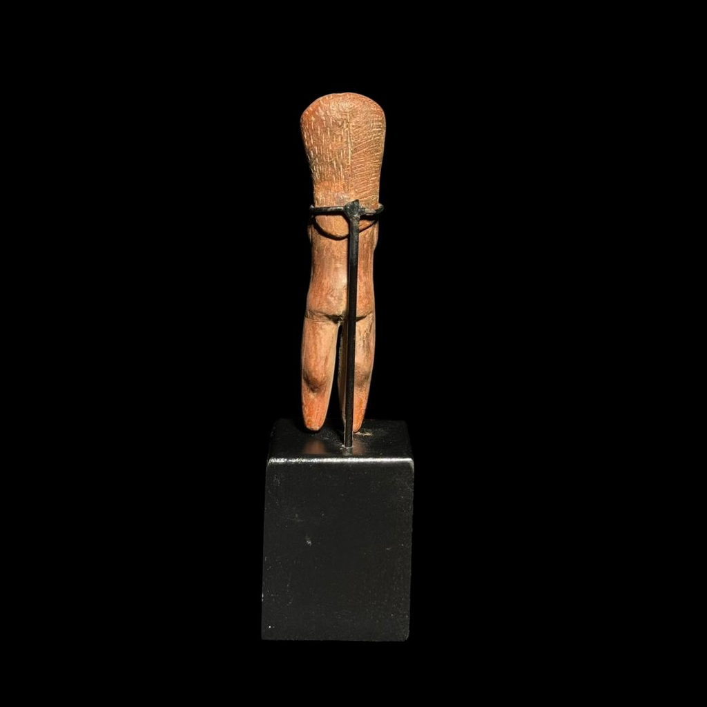 Pre-Columbian Valdivia Venus Pottery Figure