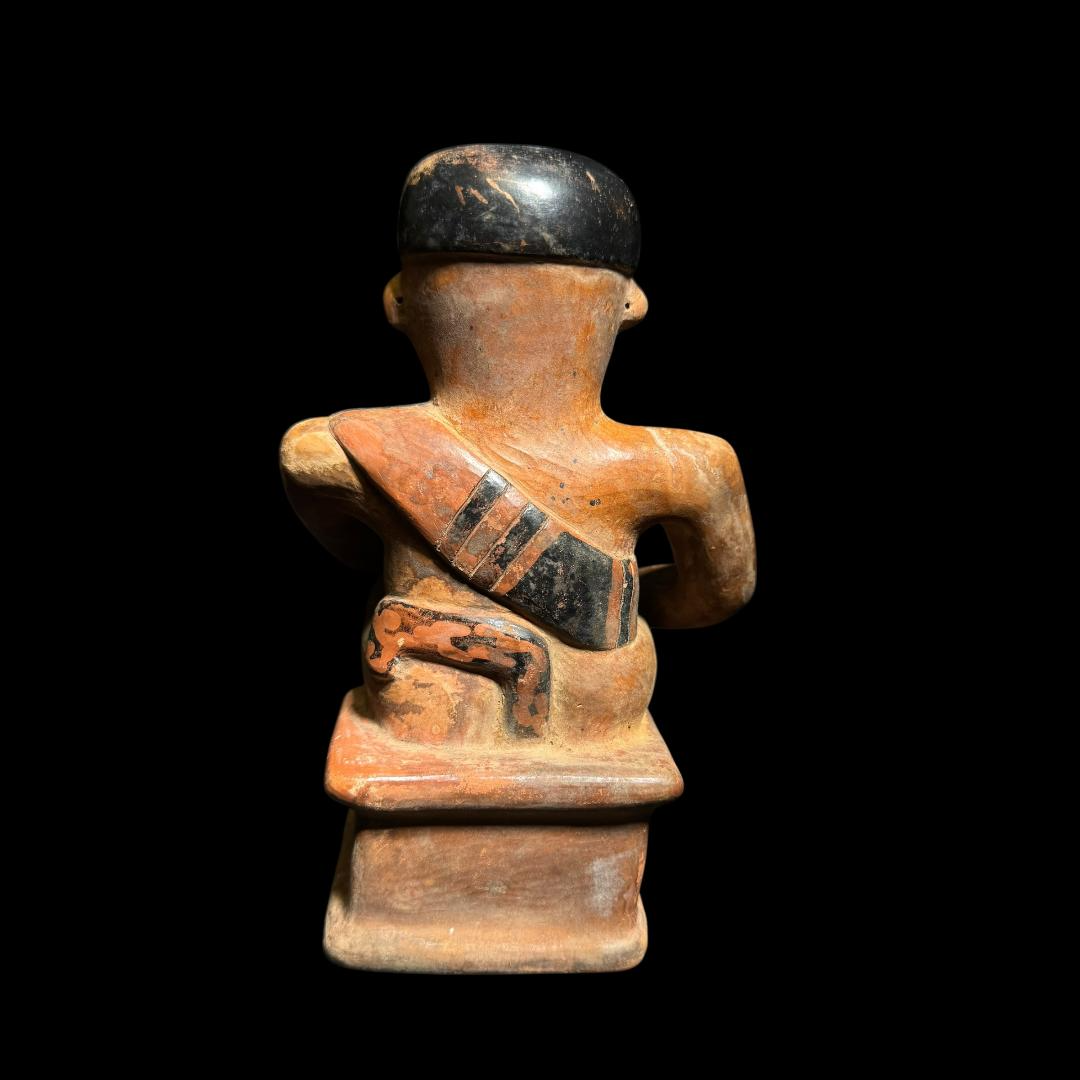 Pre-Columbian Nariño “Coquero” Seated Figure